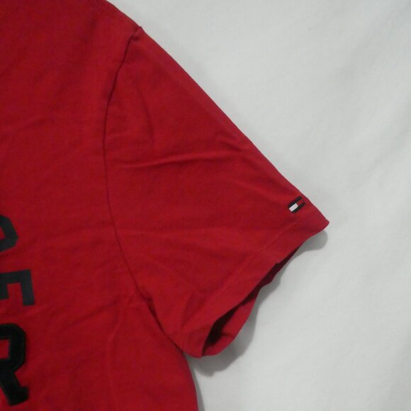 TOMMY HILFIGER | small | Red Property Of Hilfiger Short Sleeve Tee / T-Shirt - Picture 6 of 13